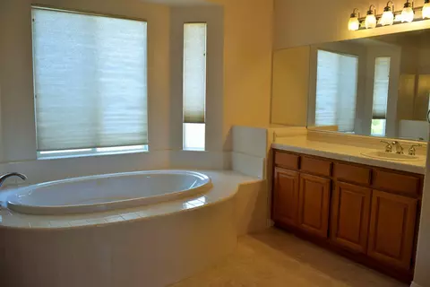 5794 Indian Pointe Dr, Simi Valley, CA 93063 photo 19