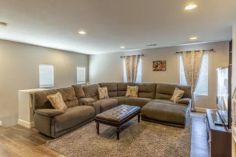 4548 Parton Ct, Lancaster, CA 93536 photo 19
