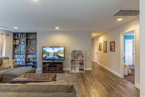 4548 Parton Ct, Lancaster, CA 93536 photo 18
