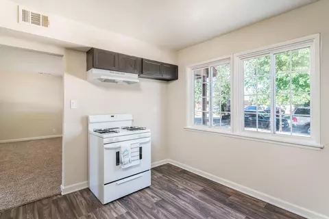 44220 Heaton Ave, Lancaster, CA 93534 photo 8