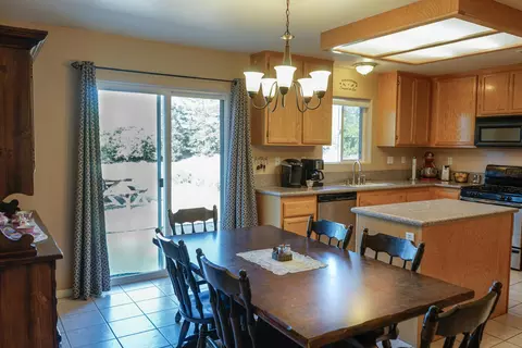 18340 Bowie St, Tehachapi, CA 93561 photo 10