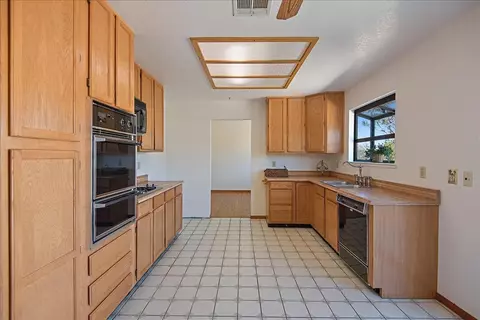 35453 31st St W, Acton, CA 93510 photo 10