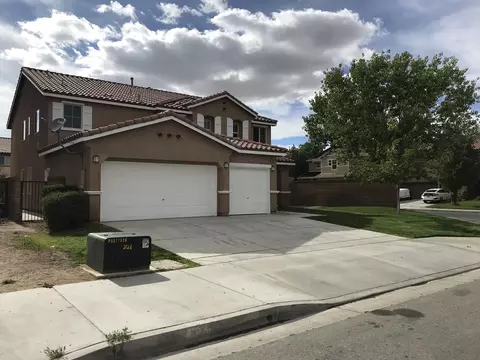 44335 17th St #EAST, Lancaster, CA 93535 photo 2