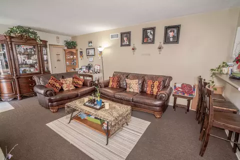44835 5th St, Lancaster, CA 93535 photo 3