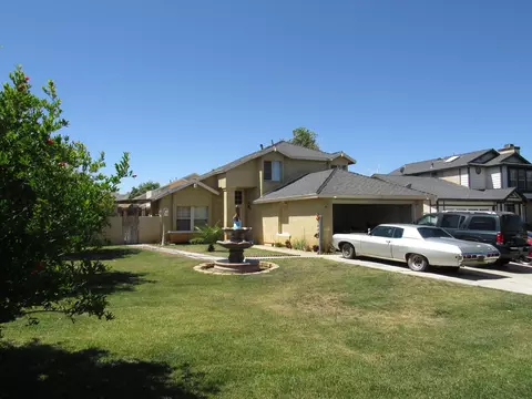 2148 Moonlight Ct, Palmdale, CA 93550 photo 2