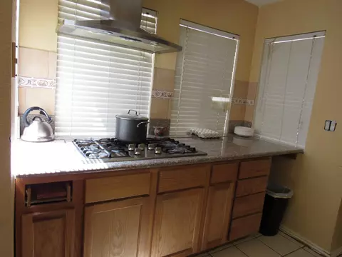 2148 Moonlight Ct, Palmdale, CA 93550 photo 9
