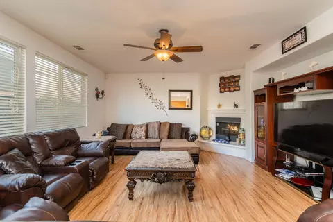 3144 Jackman St W, Lancaster, CA 93536 photo 12
