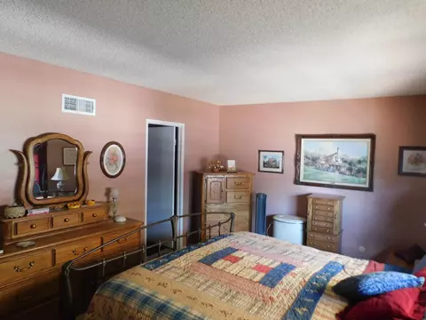 37761 27th St E St E, Palmdale, CA 93550 photo 13