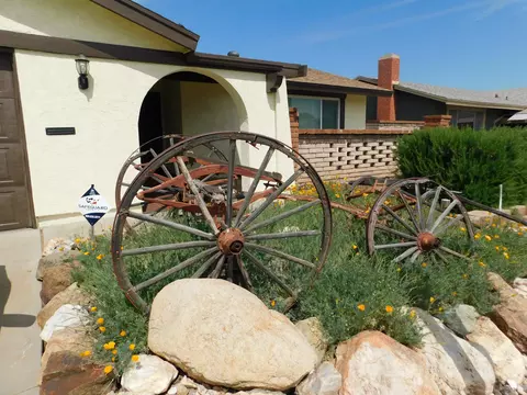 37761 27th St E St E, Palmdale, CA 93550 photo 3