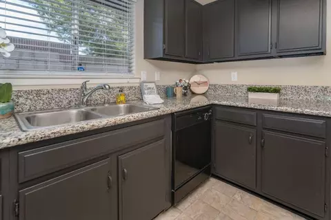 44402 Sancroft Ave, Lancaster, CA 93535 photo 7