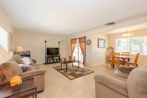 45044 Lorimer Ave, Lancaster, CA 93534 photo 7