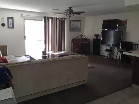 746 Ivyton St E, Lancaster, CA 93535 photo 7