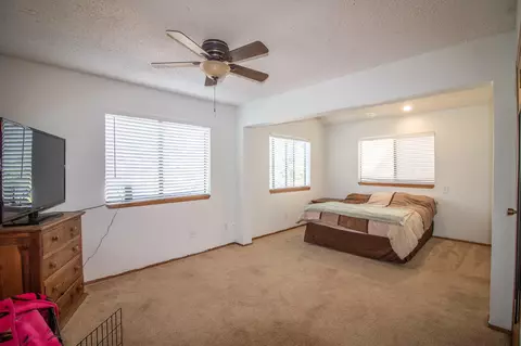 22511 Zurich Dr, Tehachapi, CA 93561 photo 16