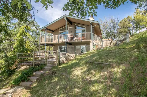 22511 Zurich Dr, Tehachapi, CA 93561 photo 1