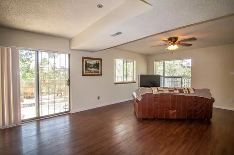 22511 Zurich Dr, Tehachapi, CA 93561 photo 6