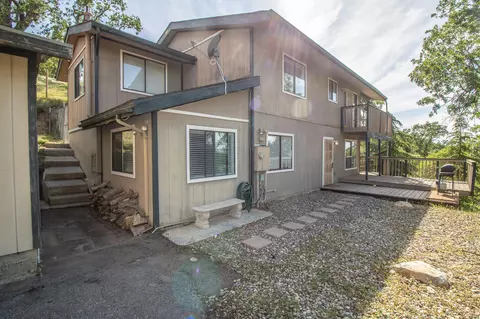 22511 Zurich Dr, Tehachapi, CA 93561 photo 4