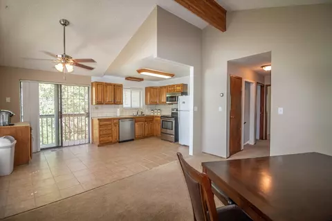 22511 Zurich Dr, Tehachapi, CA 93561 photo 11