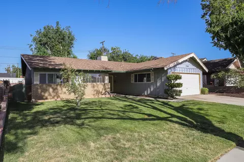 43848 Gadsden Ave, Lancaster, CA 93534 photo 2