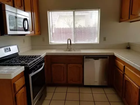 2645 Avoca St, Lancaster, CA 93535 photo 13