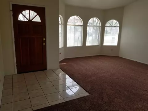 2645 Avoca St, Lancaster, CA 93535 photo 7