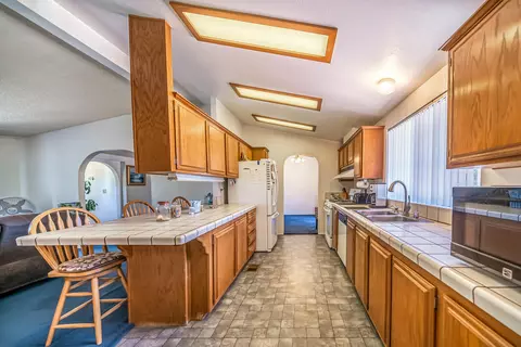 25511 Flatcreek, Lancaster, CA 93536 photo 12