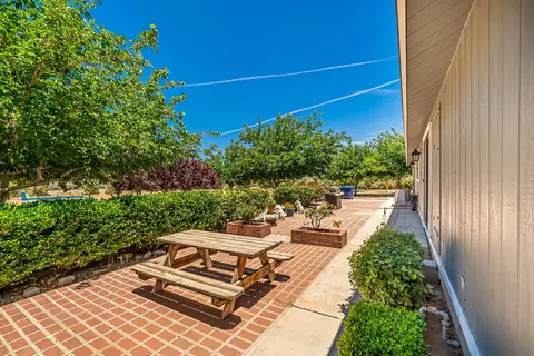 25511 Flatcreek, Lancaster, CA 93536 photo 44