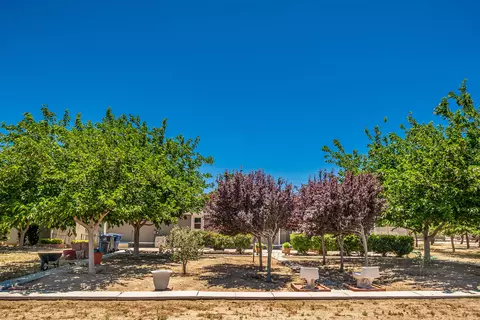 25511 Flatcreek, Lancaster, CA 93536 photo 35