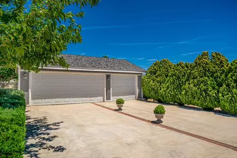 25511 Flatcreek, Lancaster, CA 93536 photo 5