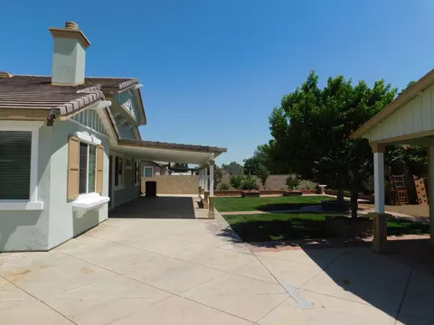 38054 37th St E, Palmdale, CA 93550 photo 27