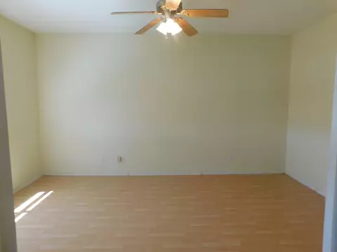 38054 37th St E, Palmdale, CA 93550 photo 8