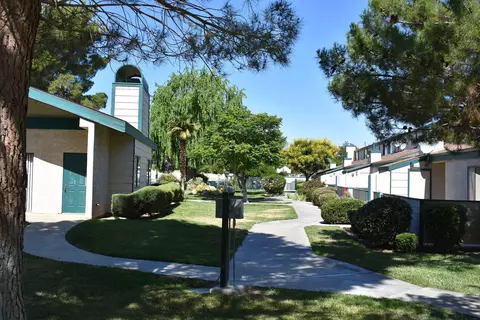 44526 15th St E #12, Lancaster, CA 93535 photo 53
