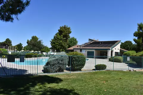 44526 15th St E #12, Lancaster, CA 93535 photo 38