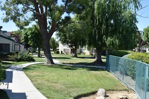 44526 15th St E #12, Lancaster, CA 93535 photo 54