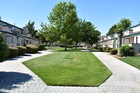 44526 15th St E #12, Lancaster, CA 93535 photo 51