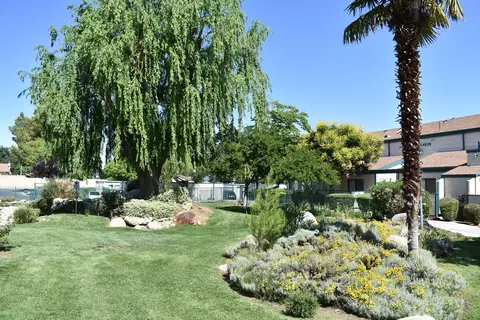 44526 15th St E #12, Lancaster, CA 93535 photo 47