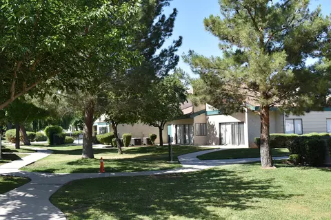 44526 15th St E #12, Lancaster, CA 93535 photo 52