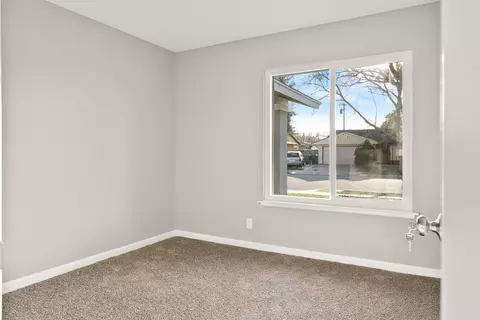 37350 51st St E, Palmdale, CA 93552 photo 18