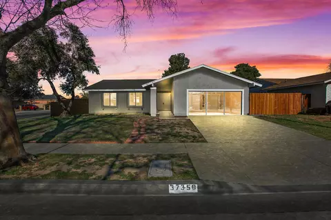 37350 51st St E, Palmdale, CA 93552 photo 1