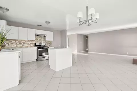 37350 51st St E, Palmdale, CA 93552 photo 10