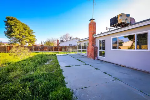 37350 51st St E, Palmdale, CA 93552 photo 31