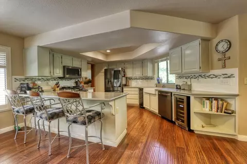 30621 Lower Valley Rd S, Tehachapi, CA 93561 photo 2