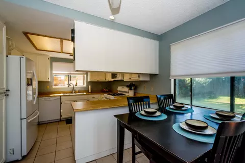 2532 Garnet Ln, Lancaster, CA 93535 photo 9