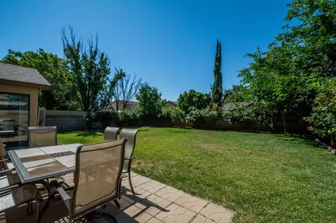 2532 Garnet Ln, Lancaster, CA 93535 photo 15