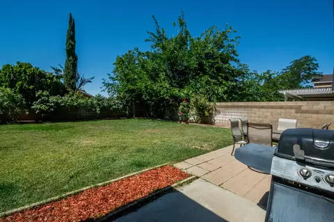 2532 Garnet Ln, Lancaster, CA 93535 photo 17