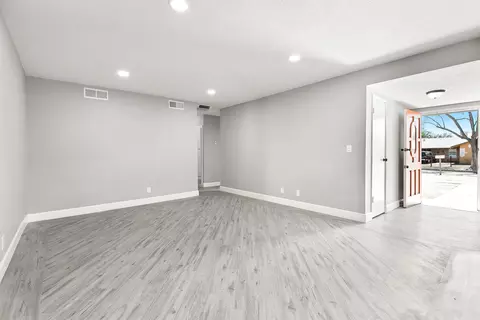 45416 6th St E, Lancaster, CA 93535 photo 16