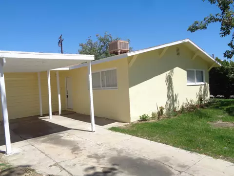 44056 Date Ave, Lancaster, CA 93534 photo 2