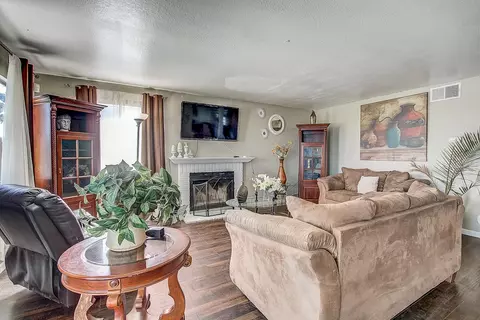 43608 Easy St, Lancaster, CA 93535 photo 7