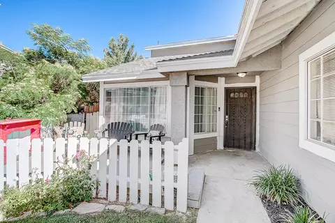 43608 Easy St, Lancaster, CA 93535 photo 2