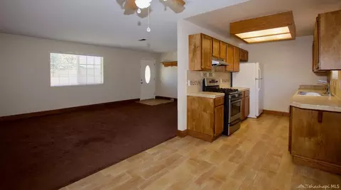21610 Woodford-tehachapi Rd, Tehachapi, CA 93561 photo 4