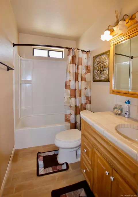 21610 Woodford-tehachapi Rd, Tehachapi, CA 93561 photo 13